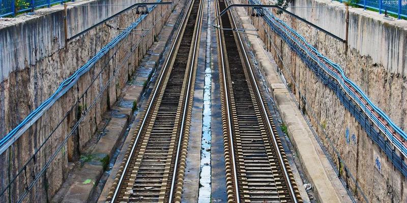 神经扣99：革新医用材料与健康产品领域的智能康复解决方案