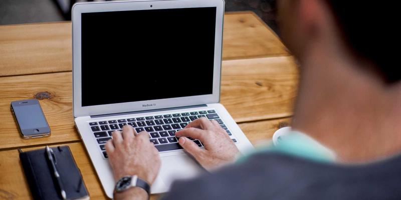 神经扣：医用材料创新如何破解神经源性膀胱难题