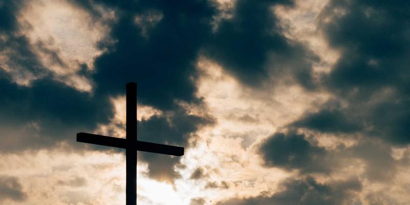 神经扣植入手术的微创革命：机器人辅助如何重塑康复时间与健康产品新格局