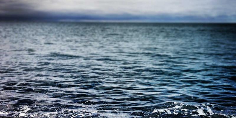 神经扣：重塑医用材料与健康护理未来的智能接口